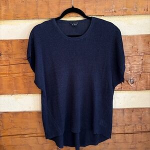 Theory 100% linen sweater Size L